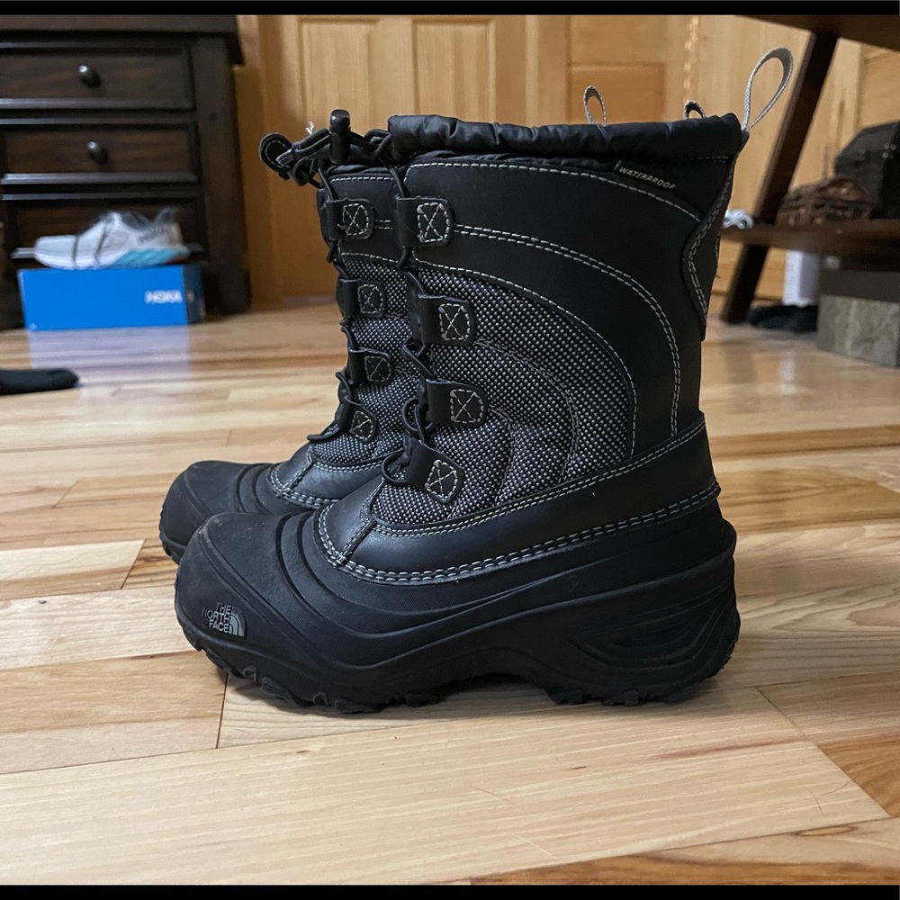 Kids Northface Winter Boots